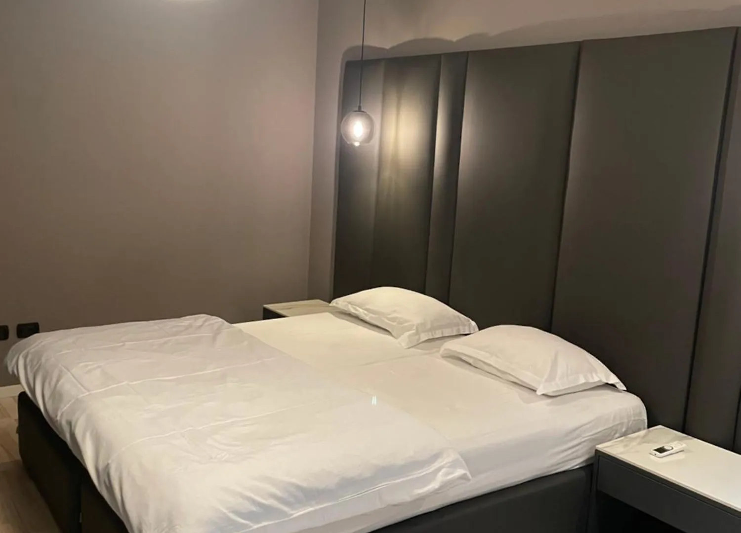 Tirana Lux Apartments 0*,  Албания